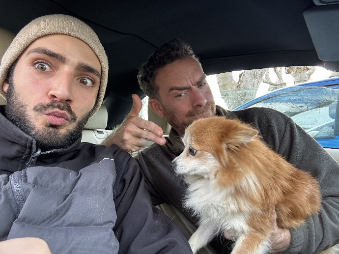 Lucas et Teddy, fondateurs et équipe technique d'Antiques Décorum.