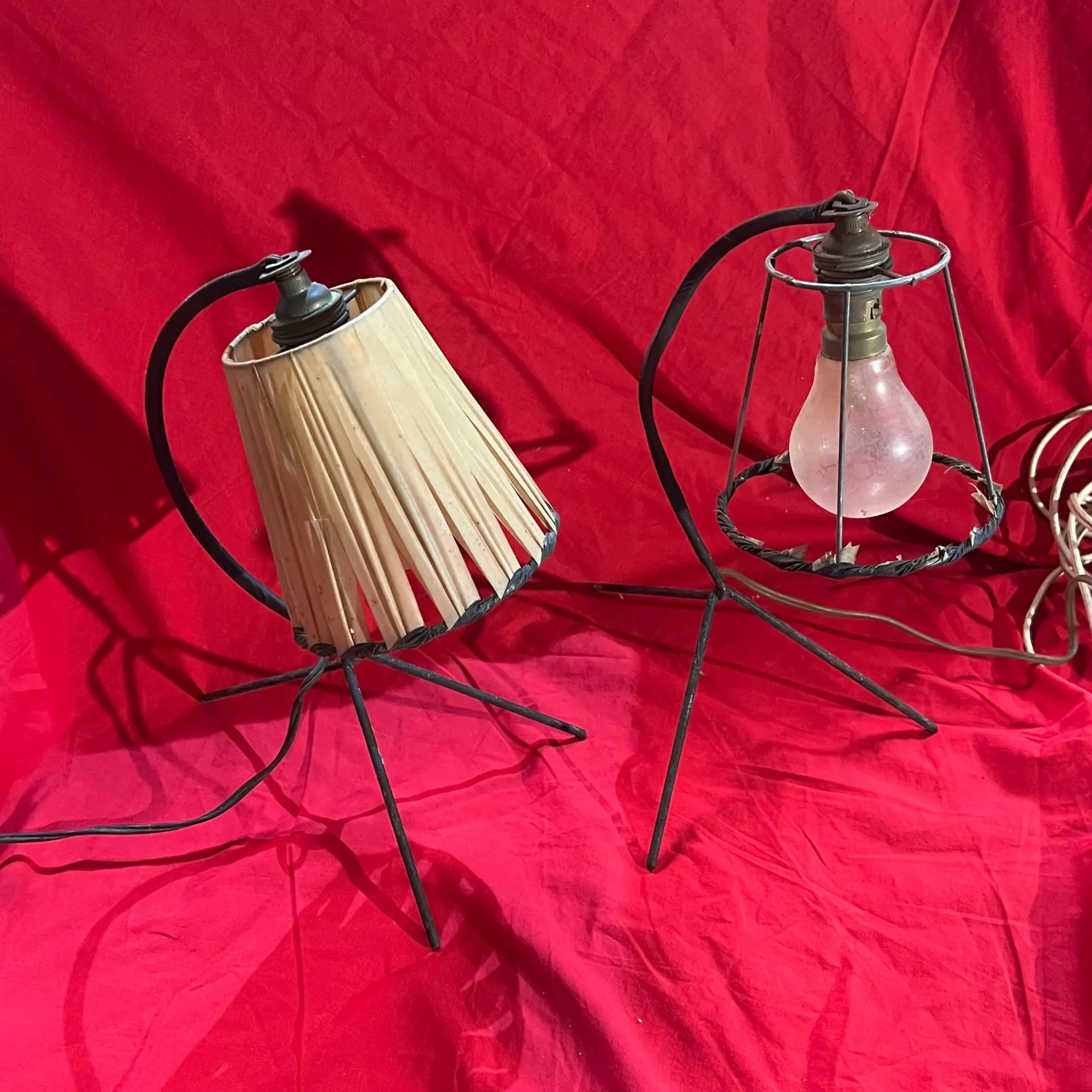 Lot de 2 lampes vintage Scoubidou 80 – à restaurer