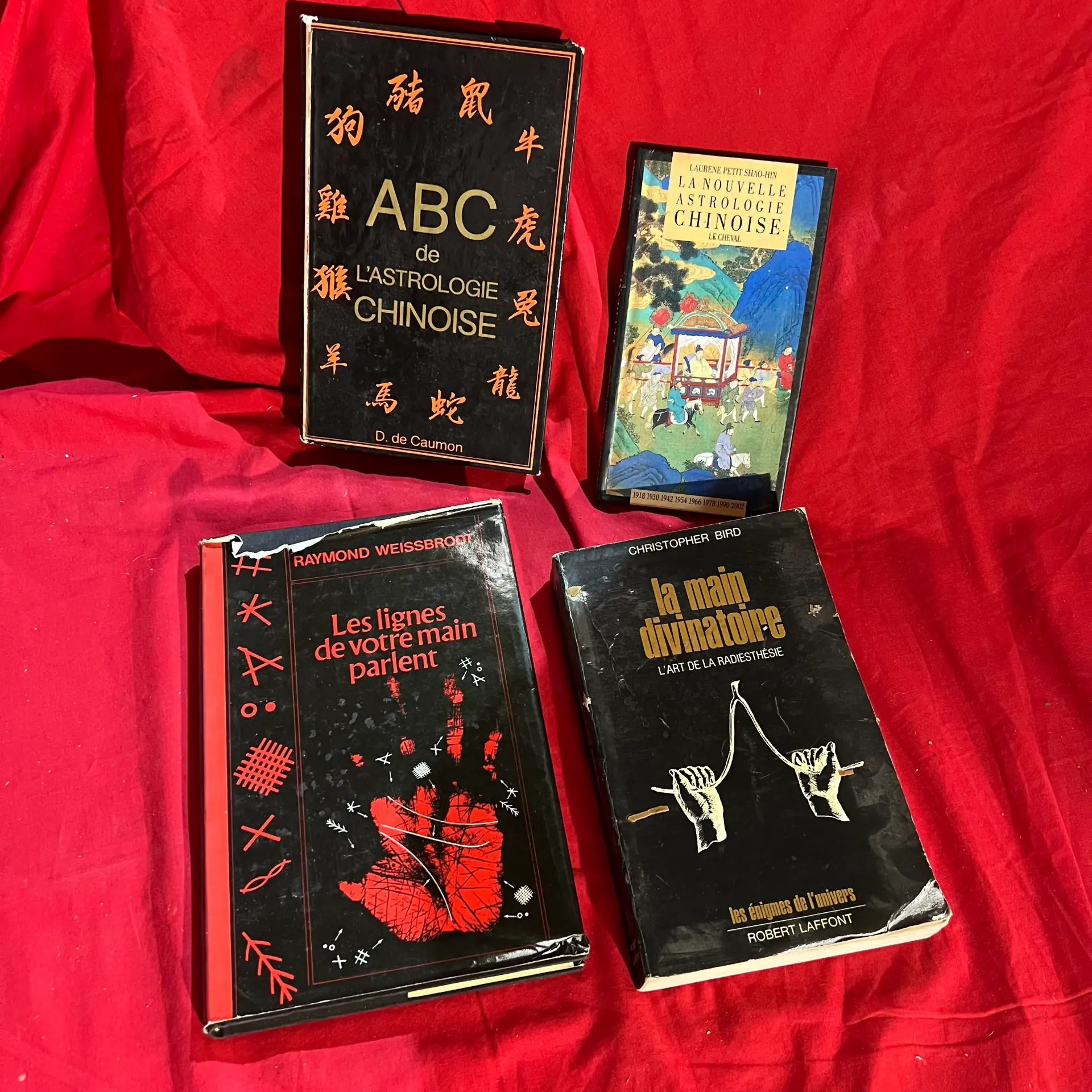 Lot 4 livres Astrologie chinoise et divination