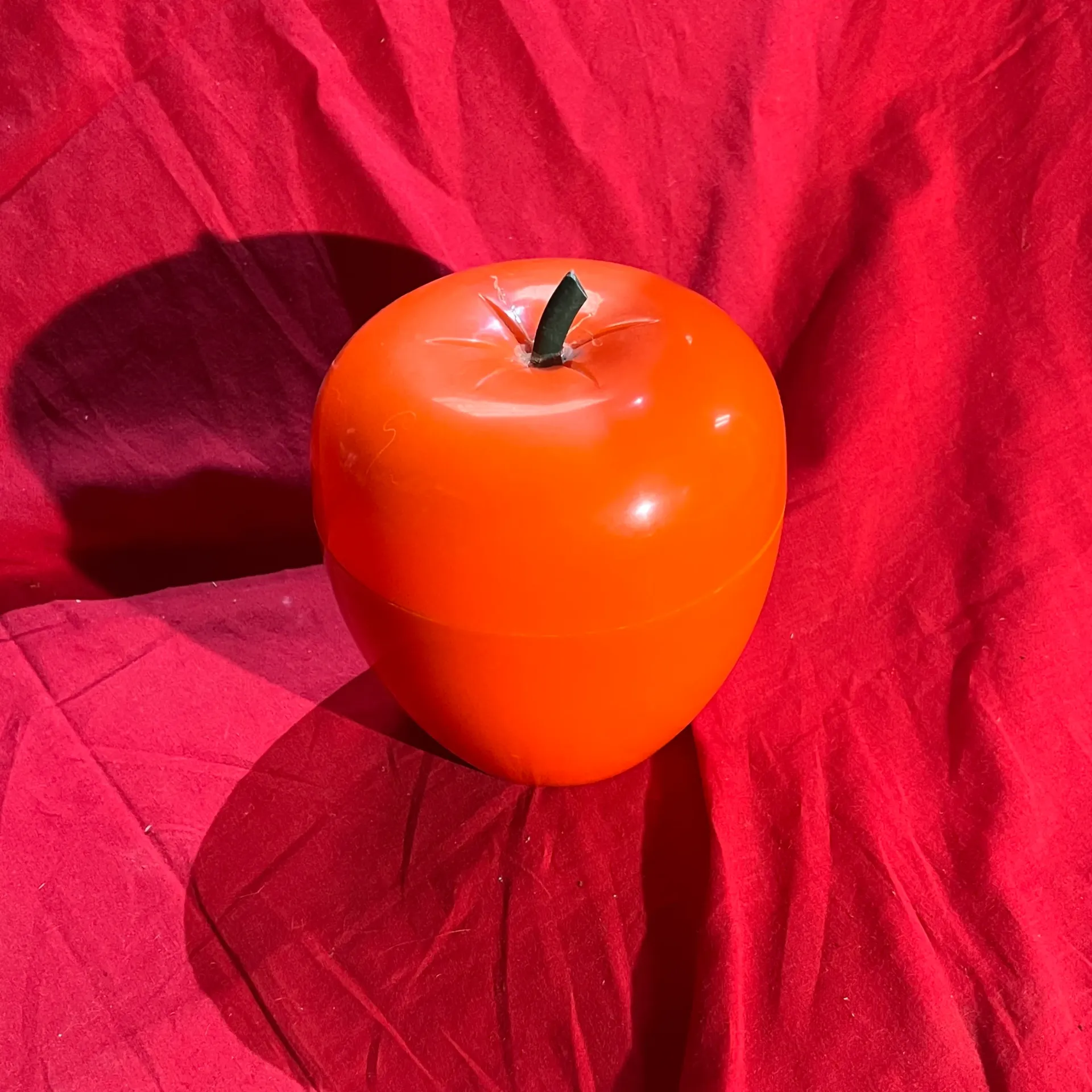 Pot forme fruit (tomate/orange)