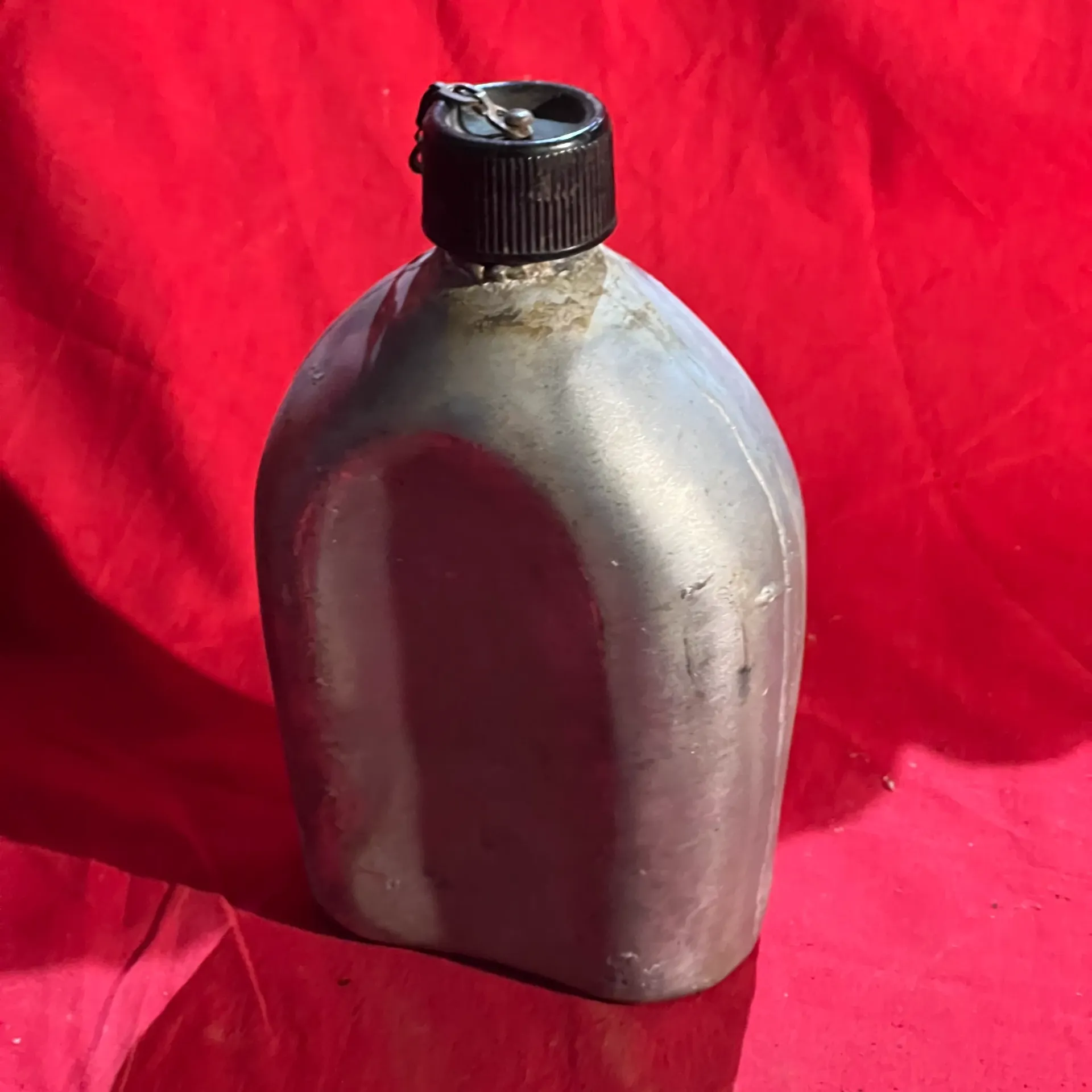 Gourde militaire aluminium ancienne – armée française