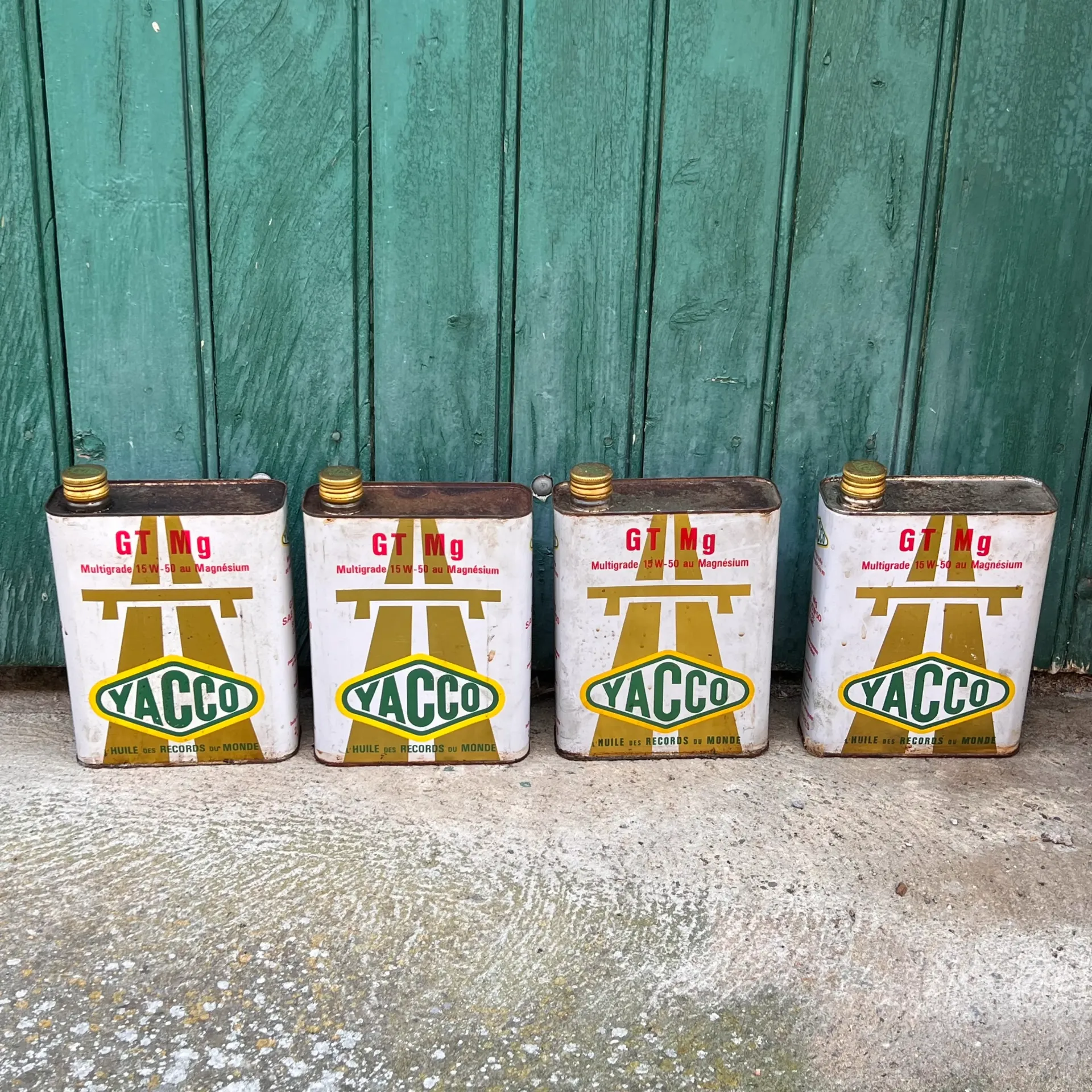 Lot de 4 bidons d’huile Yacco