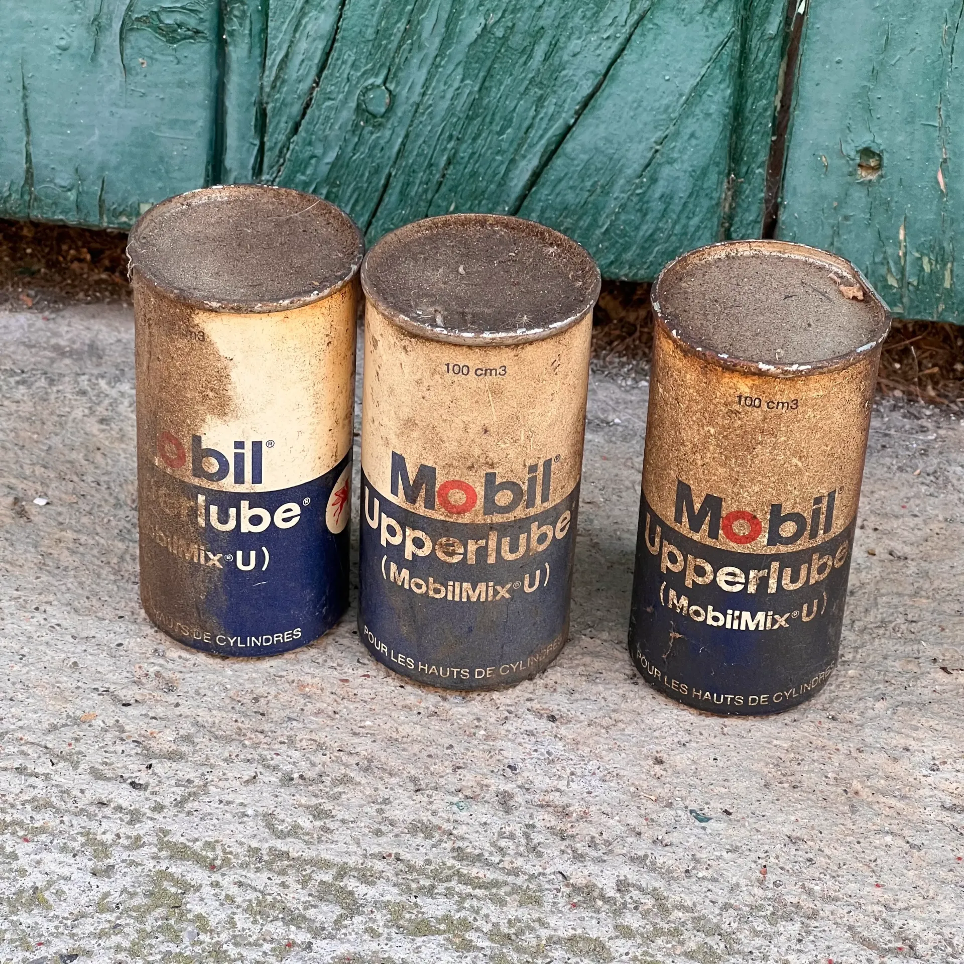 Lot de 3 minis bidons d’huile Mobil Upperlube