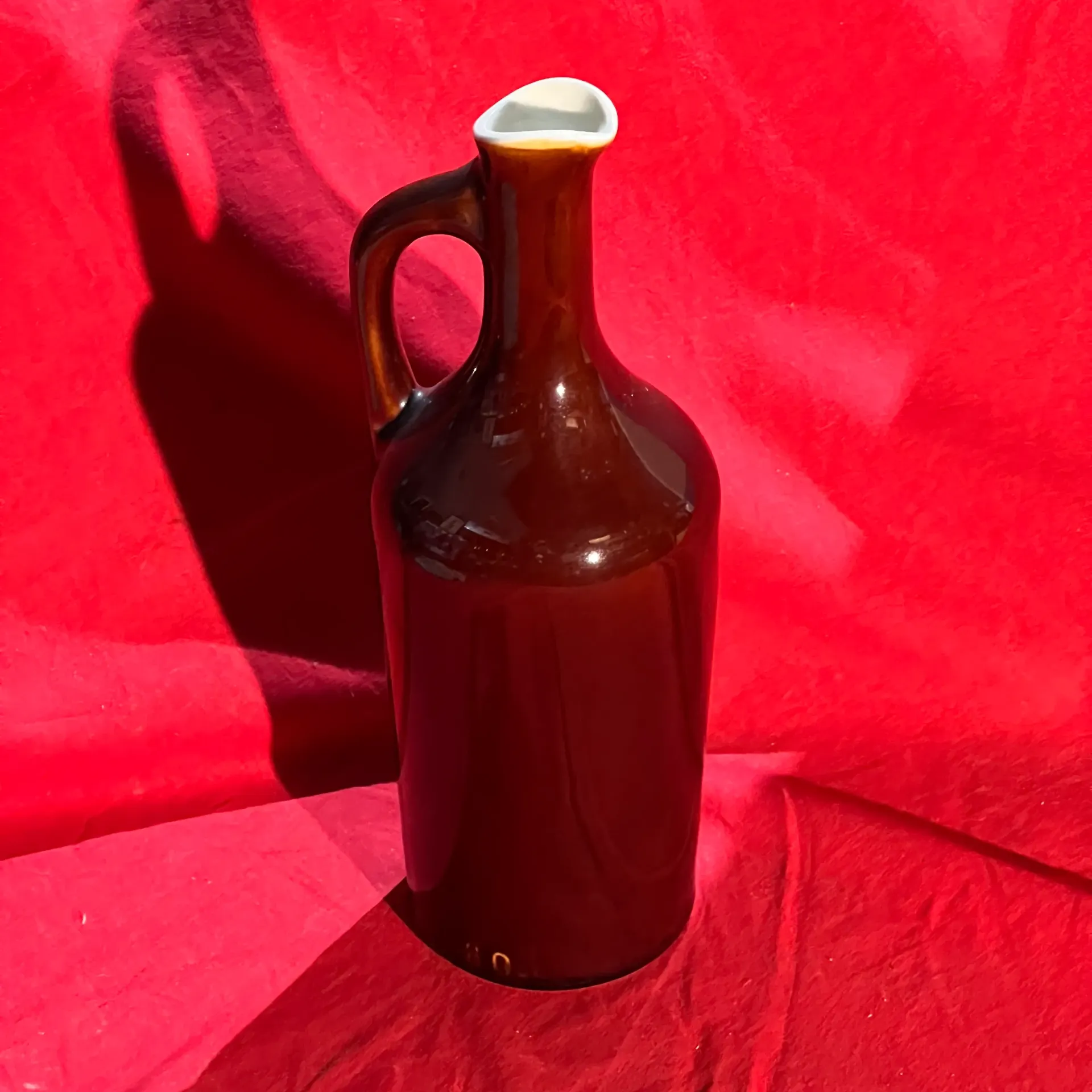 Jolie carafe marron