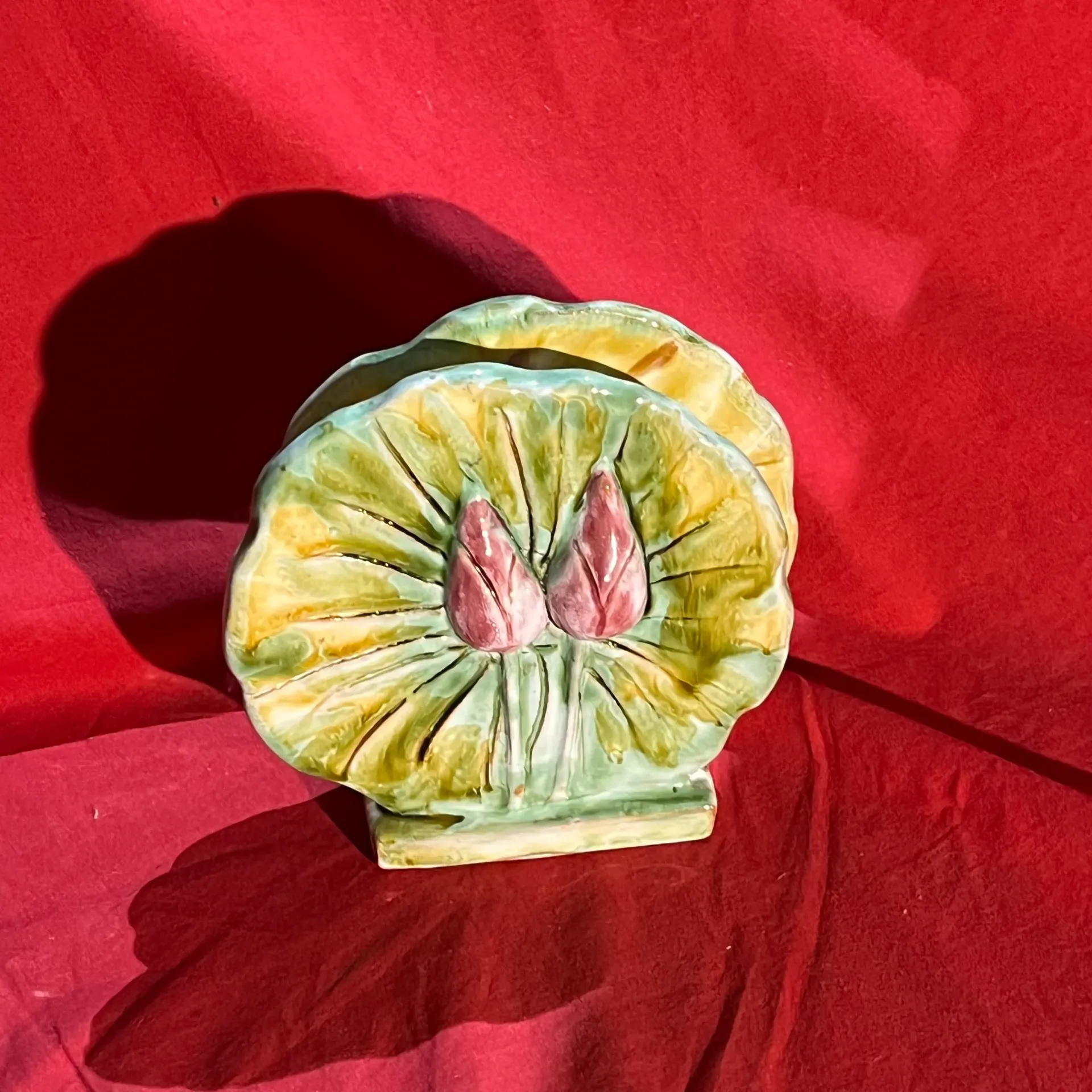 Porte serviettes en ceramique