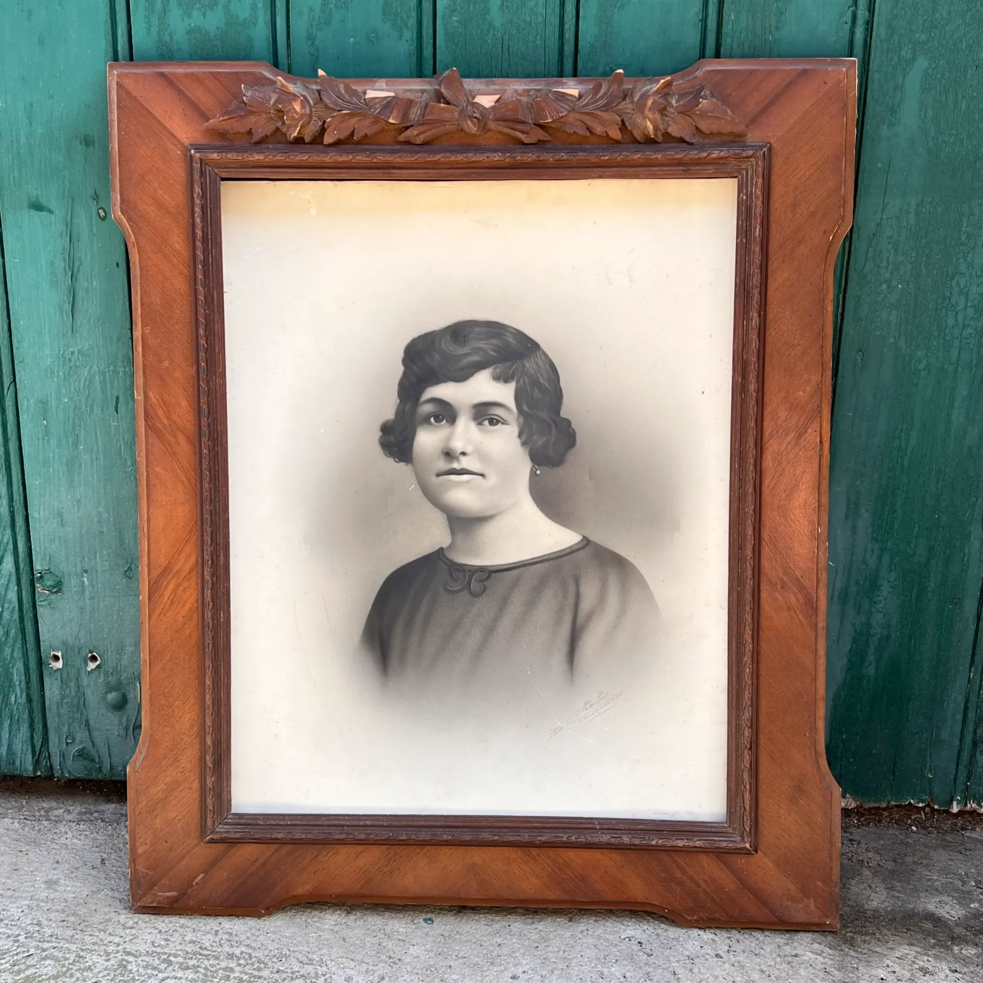 Cadre ancien avec portrait photo (à restaurer)