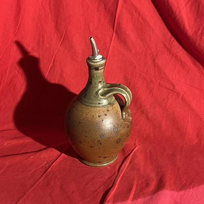 Burette à huile en grès avec bec verseur – déco cuisine