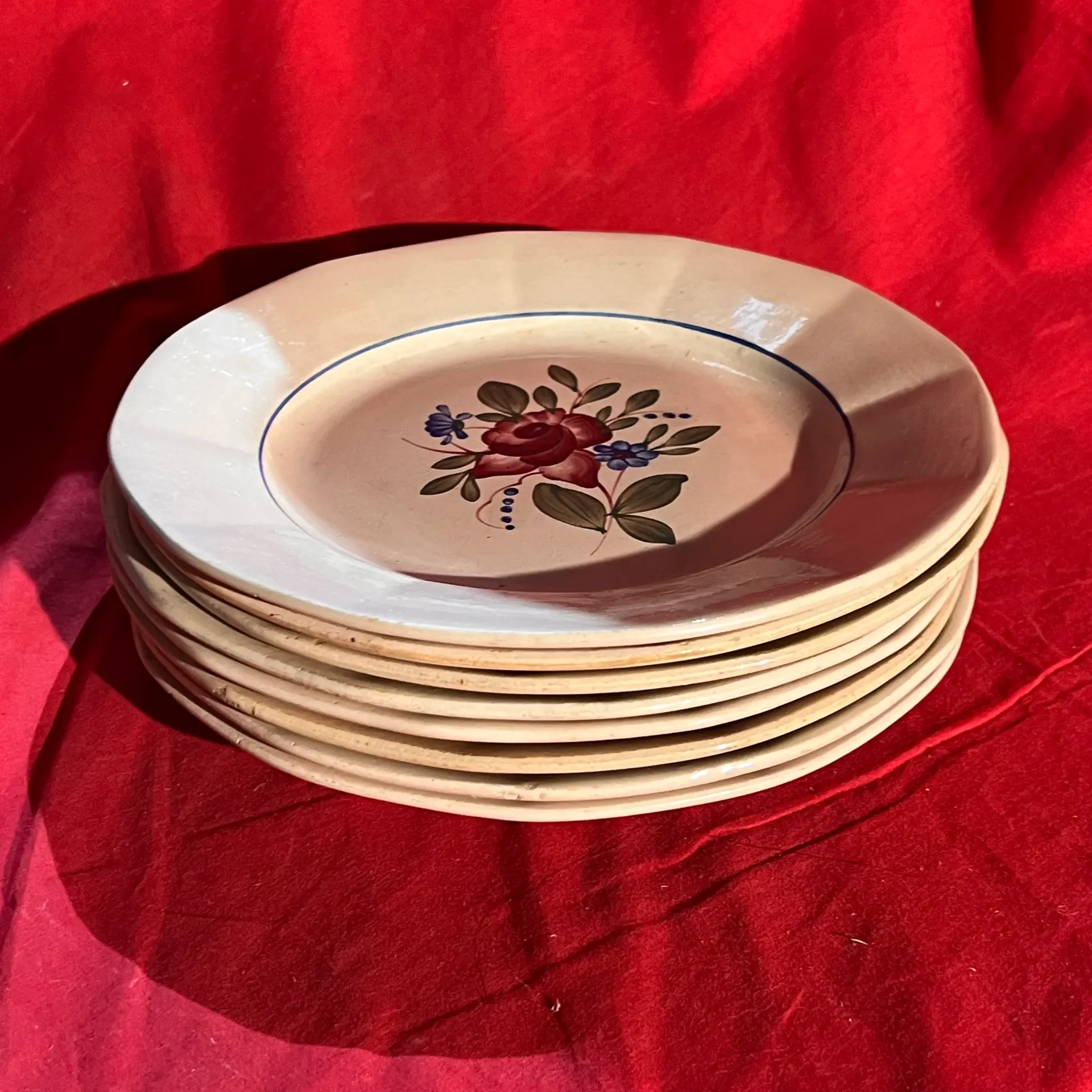 Lot de 8 assiettes fleuries Digoin Sarreguemines