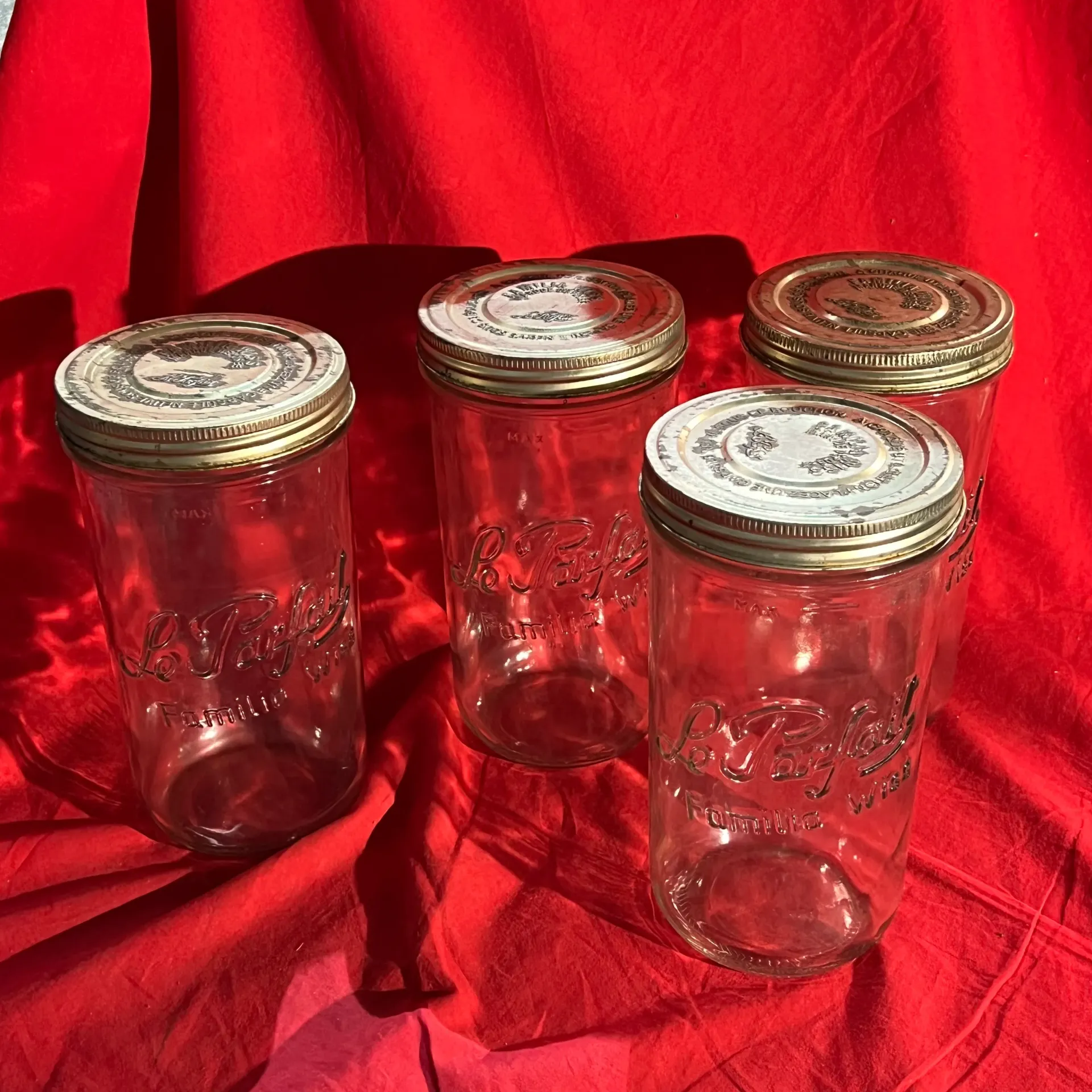 Lot de 4 grands pots de conservation Le Parfait avec couvercle