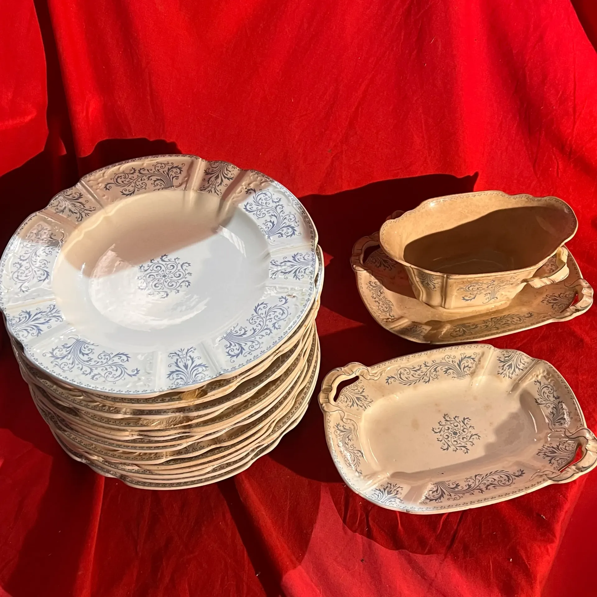 Service 15 assiettes et 2 plats Orphée Sarreguemines