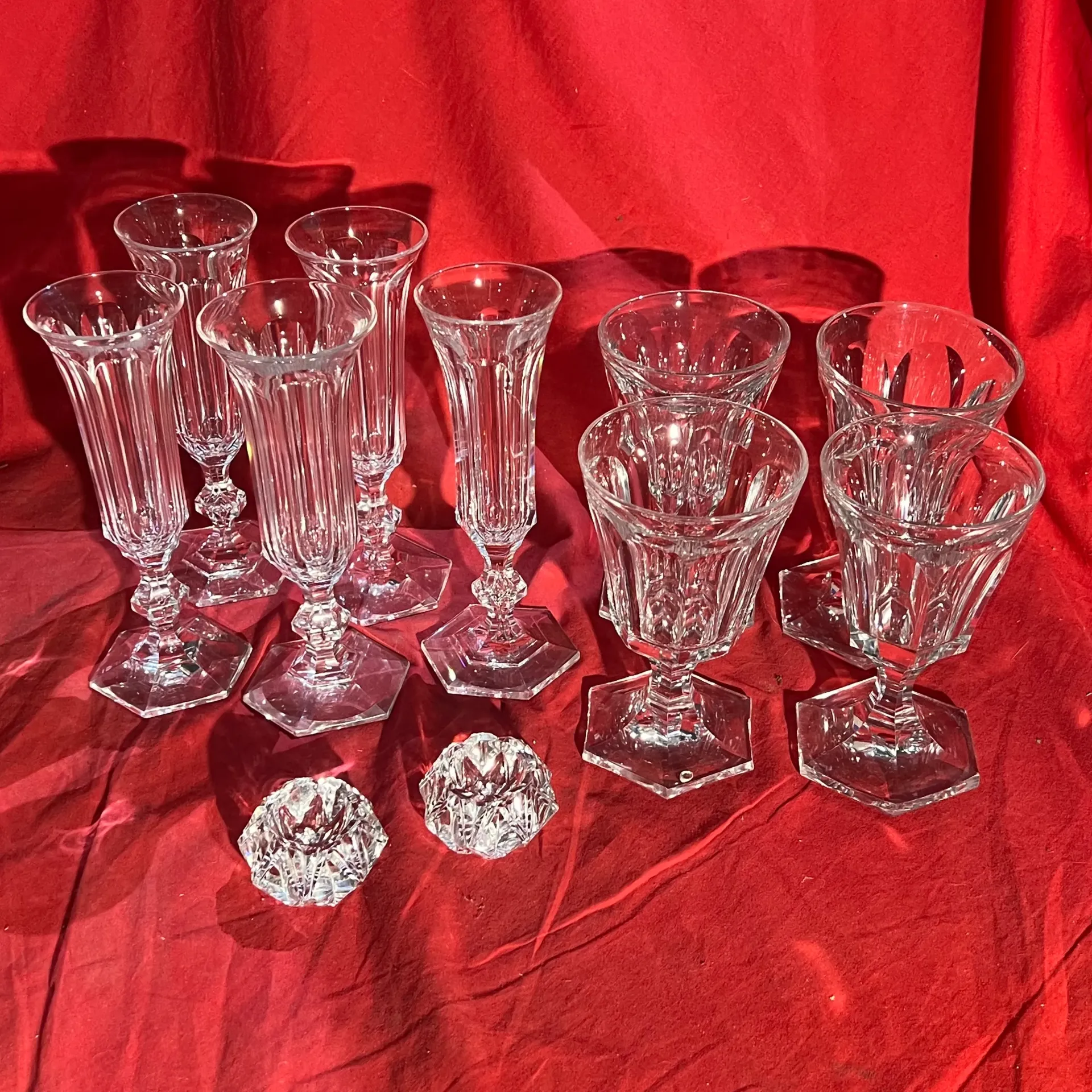 Lot de verres en cristal taillé – style Baccarat