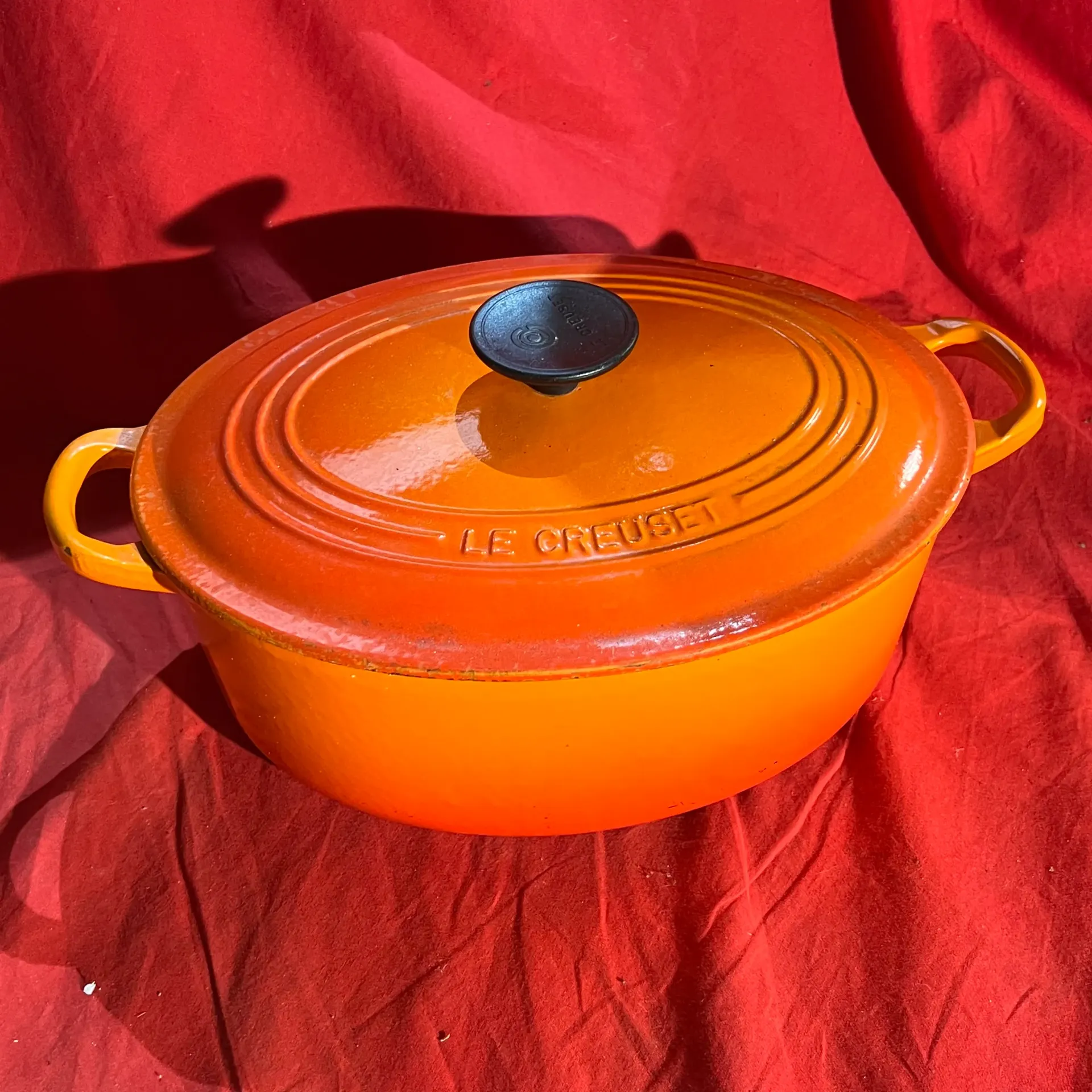 Cocotte Le Creuset orange émaillé