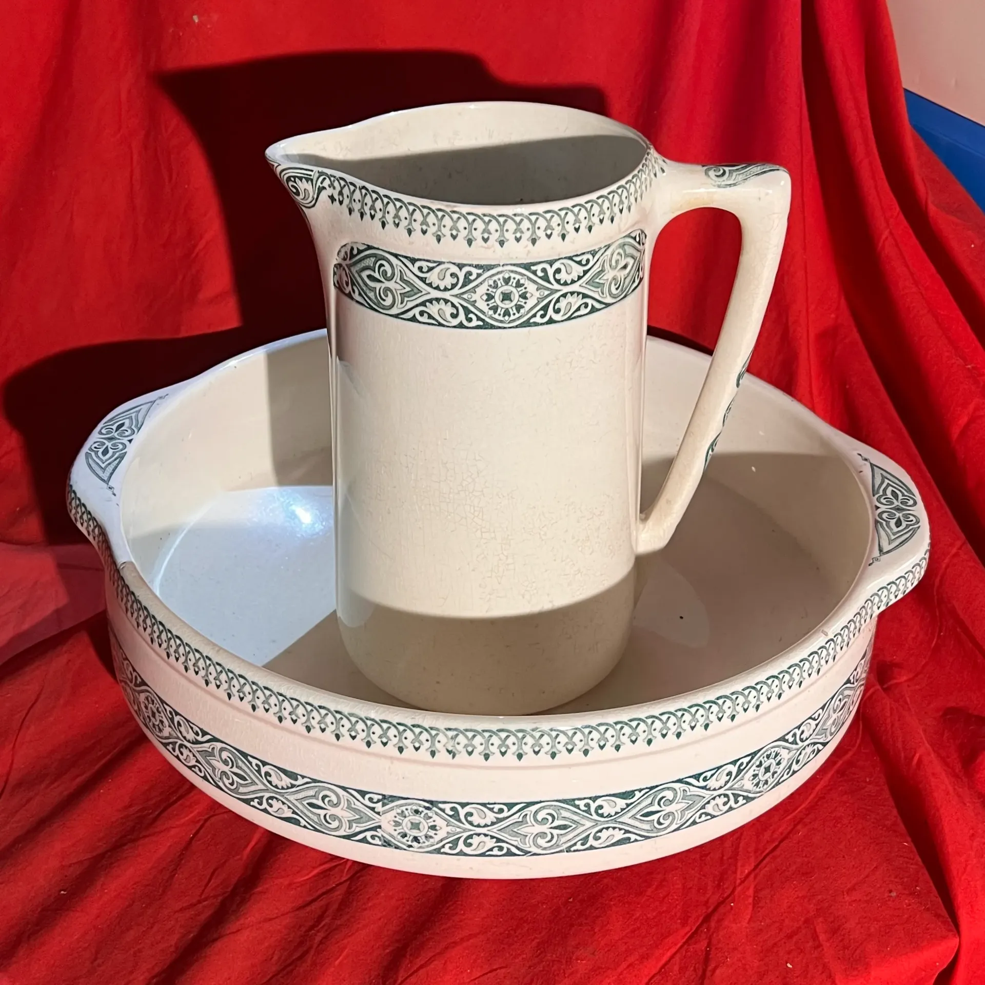 Ensemble de toilette ancien (Salammbo K&G Lunéville)