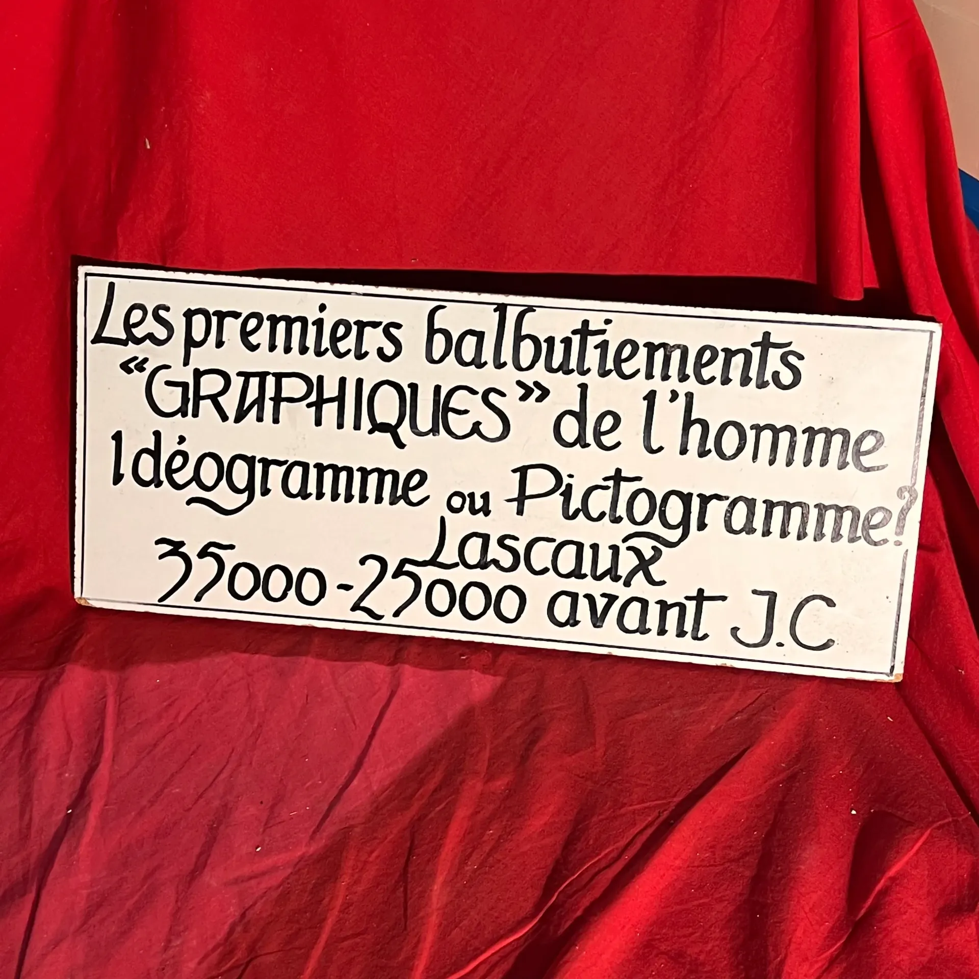 Plaque publicitaire ancienne Lascaux
