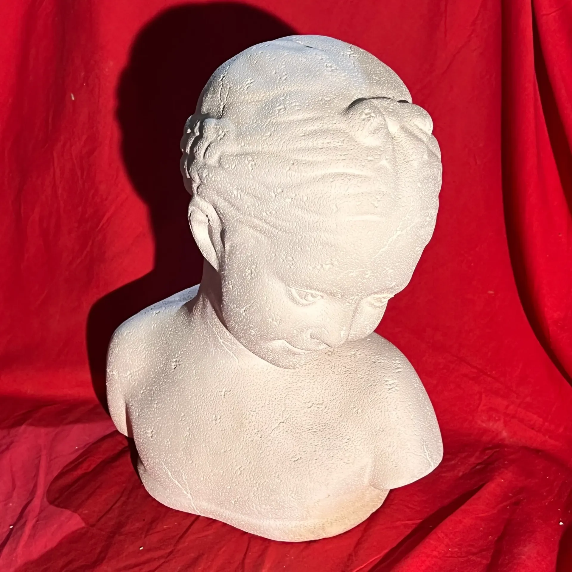 Buste de femme en platre