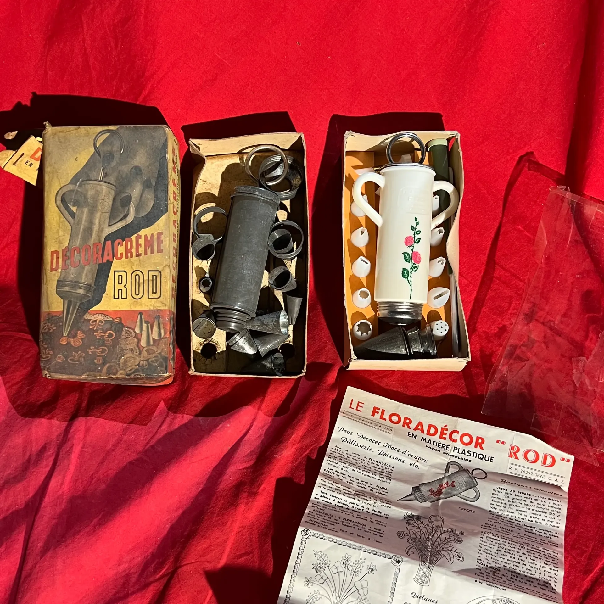 Lot de 2 boîtes de douilles anciennes de la marque ROD