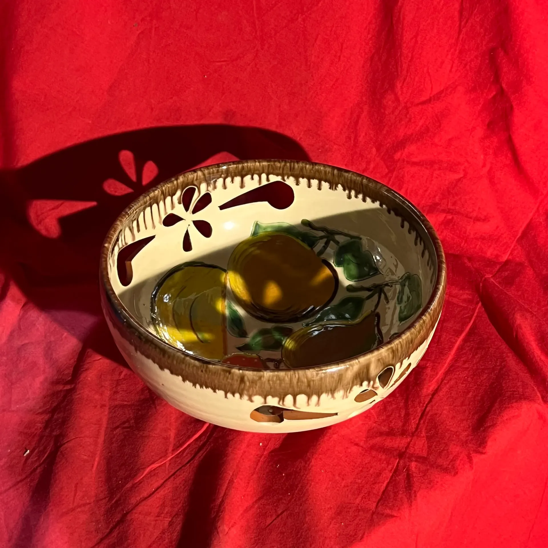 Jolie coupe à fruit décoré