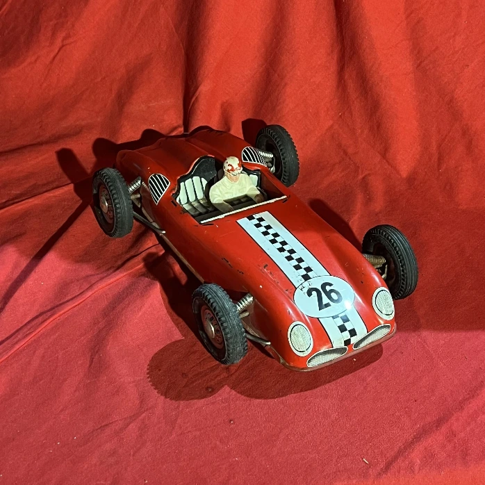 Voiture JOUSTRA vintage métal rouge déco rétro collection